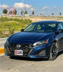 نيسان ألتيما